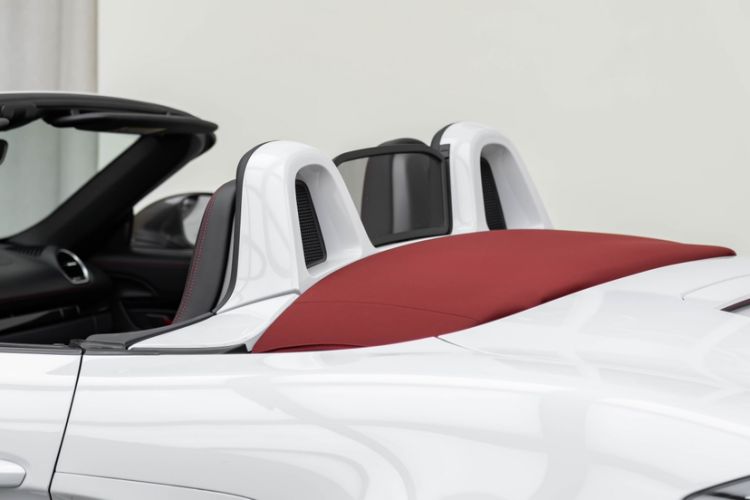 Used Porsche 718 2019 Boxster T 2.0T Exterior 5