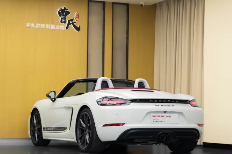Used Porsche 718 2019 Boxster T 2.0T Exterior 7