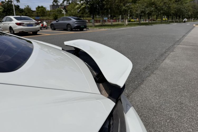 Used Porsche 718 2019 Cayman T 2.0T Exterior 8