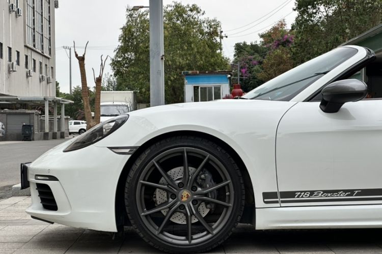Used Porsche 718 2019 Boxster T 2.0T Exterior 9