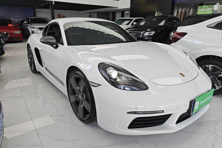 Used Porsche 718 2019 Cayman T 2.0T Front Right 45 Deg