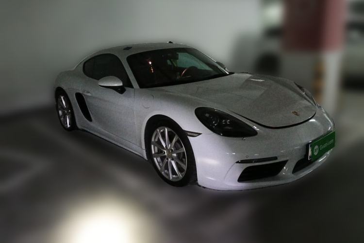 Used Porsche 718 2019 Cayman T 2.0T Front Right 45 Deg