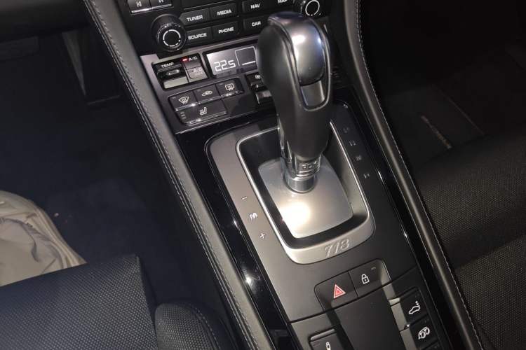 Used Porsche 718 2019 Cayman T 2.0T Gear Lever