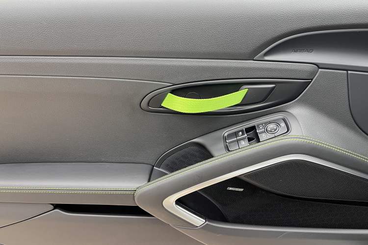 Used Porsche 718 2019 Boxster T 2.0T Interior 13