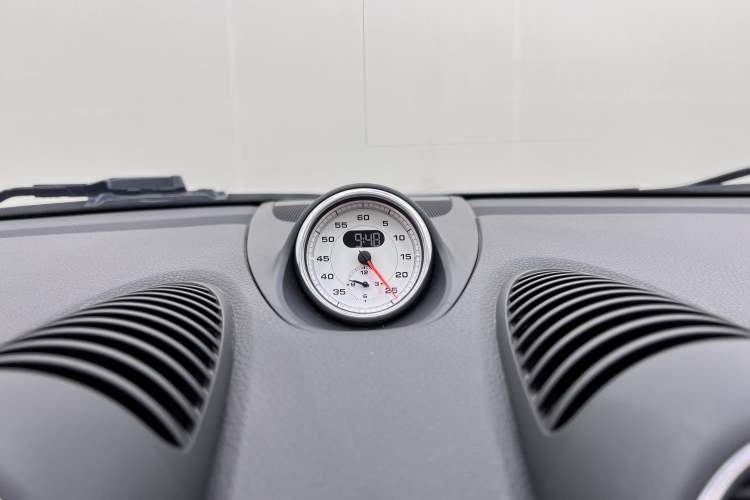 Used Porsche 718 2019 Boxster T 2.0T Interior 8