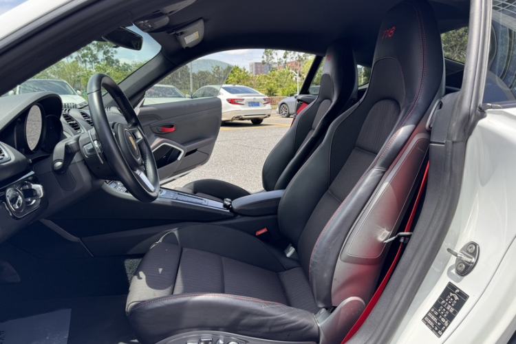 Used Porsche 718 2019 Cayman T 2.0T Left Front Seat