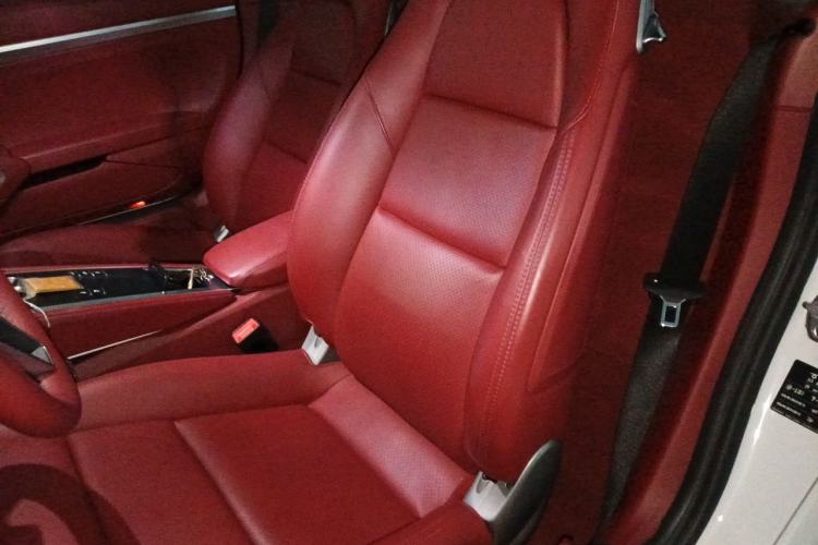 Used Porsche 718 2019 Cayman T 2.0T Left Rear Seat