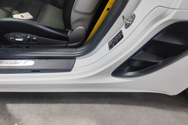 Used Porsche 718 2019 Boxster T 2.0T Left Side Sill