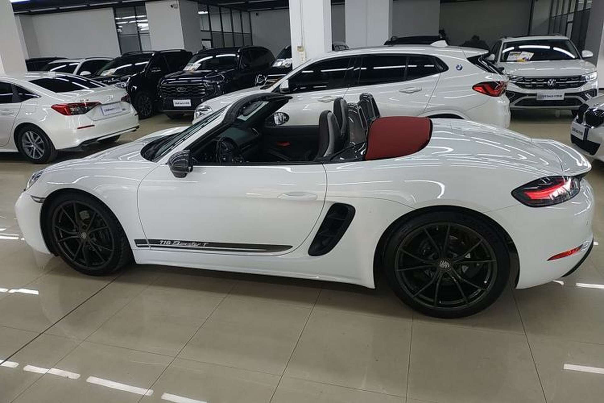 Used Porsche 718 2019 Boxster T 2.0T Left Side