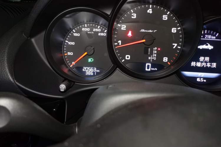 Used Porsche 718 2019 Boxster T 2.0T Odometer Close Up