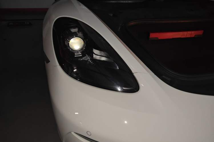 Used Porsche 718 2019 Cayman T 2.0T Right Front Headlight