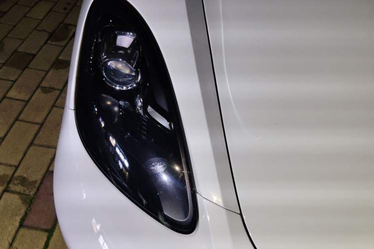 Used Porsche 718 2019 Cayman T 2.0T Right Front Headlight