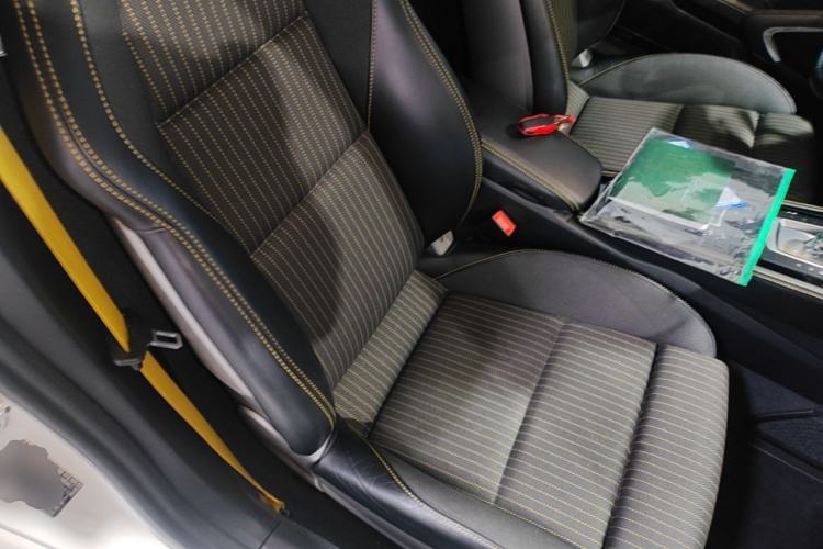 Used Porsche 718 2019 Boxster T 2.0T Right Front Seat