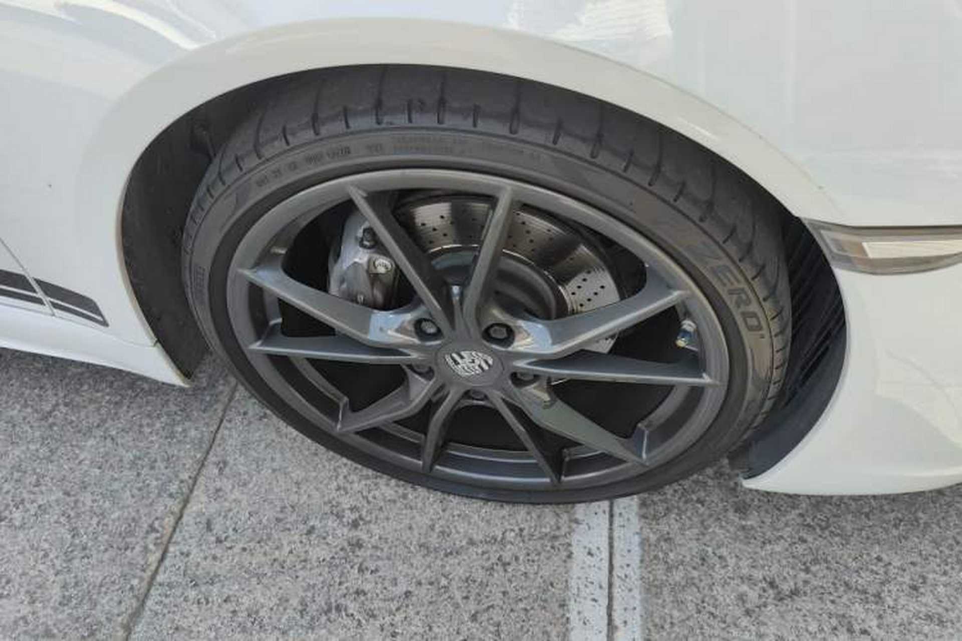 Used Porsche 718 2019 Boxster T 2.0T Right Front Wheel Hub