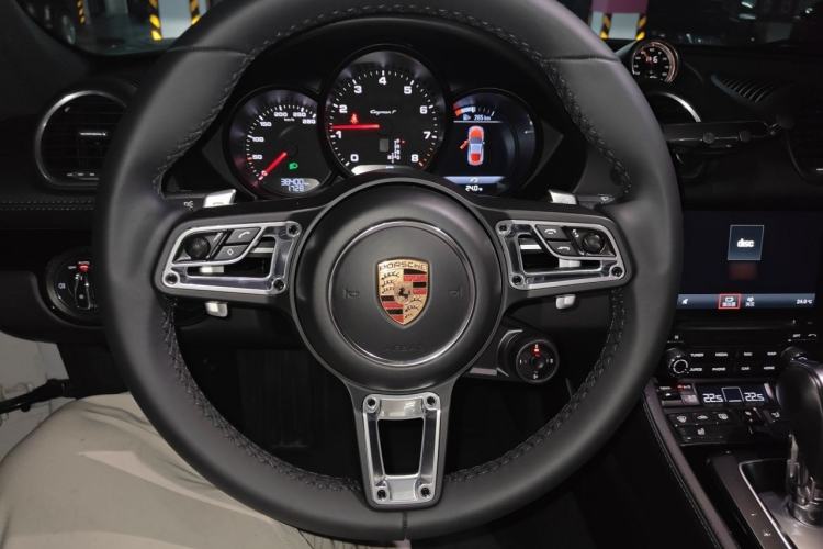 Used Porsche 718 2019 Cayman T 2.0T Steering Wheel