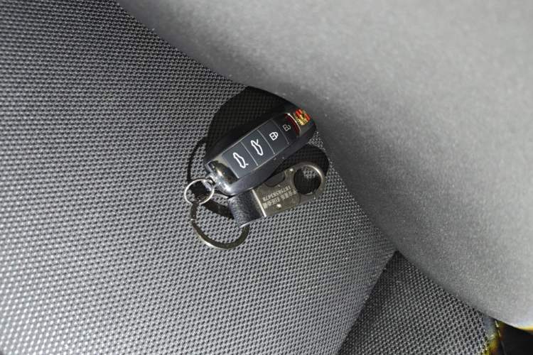 Used Porsche 718 2019 Cayman T 2.0T Vehicle Key
