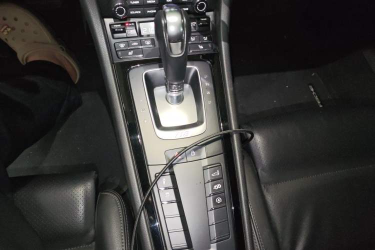 Used Porsche 718 2019 Cayman T 2.0T Gear Lever