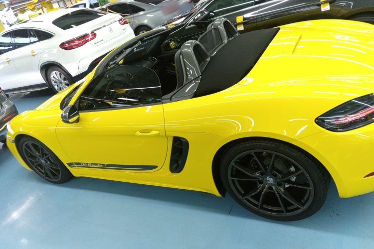 Used Porsche 718 2019 Boxster T 2.0T Left Side