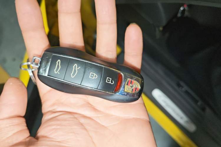 Used Porsche 718 2019 Cayman T 2.0T Vehicle Key