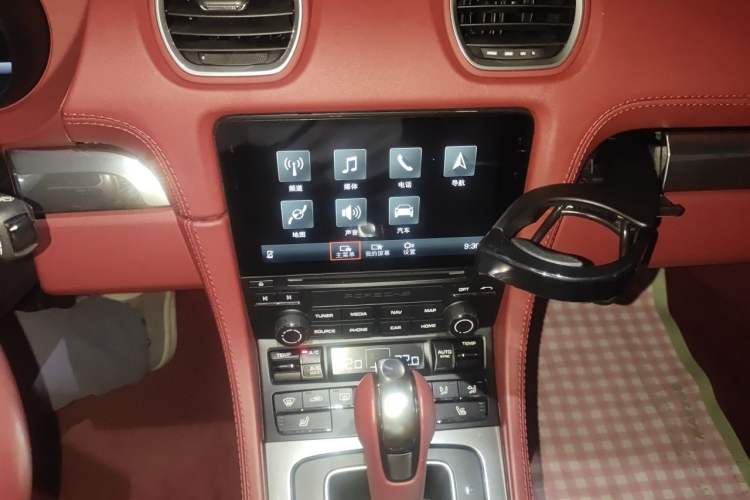 Used Porsche 718 2020 Boxster 2.0T Audio And AC Panel