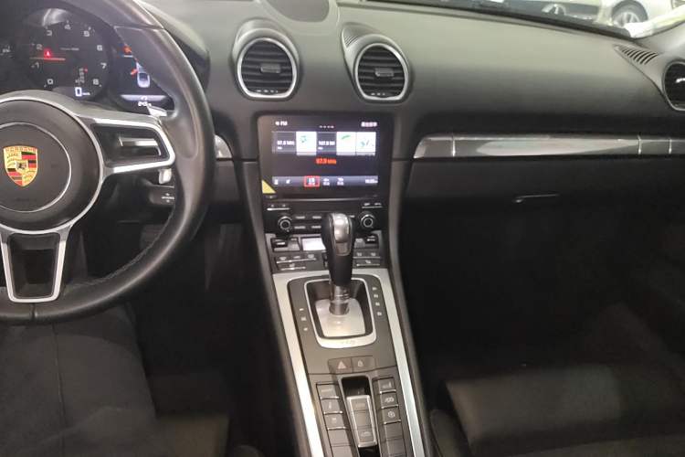 Used Porsche 718 2020 Boxster 2.0T Audio And AC Panel
