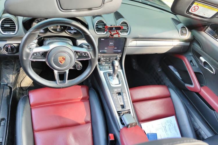 Used Porsche 718 2020 Boxster 2.0T Center Console