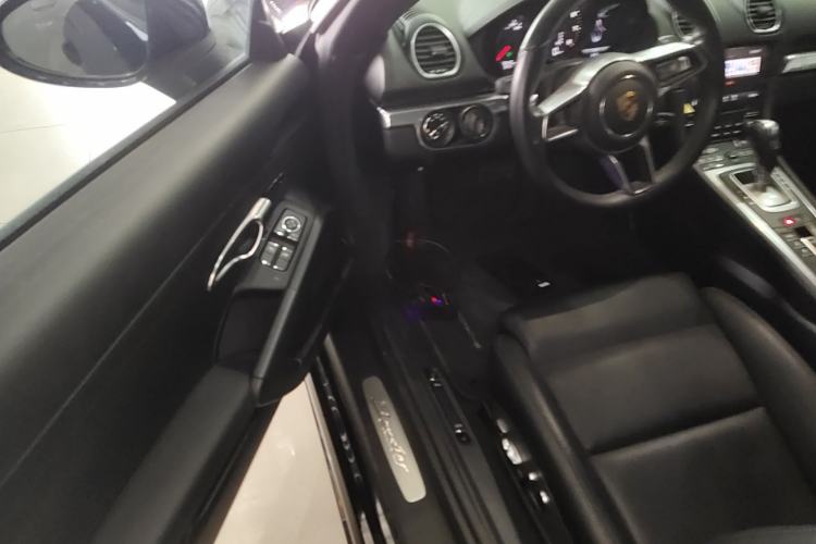 Used Porsche 718 2020 Boxster 2.0T Driver Seat