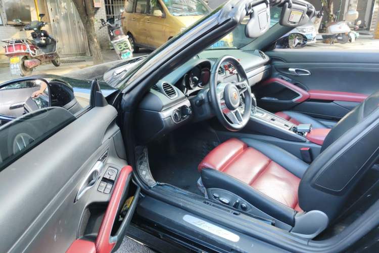 Used Porsche 718 2020 Boxster 2.0T Driver Seat