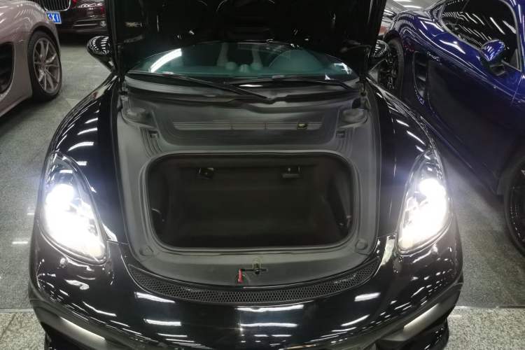 Used Porsche 718 2020 Cayman 2.0T Engine Bay
