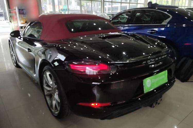Used Porsche 718 2020 Boxster 2.0T Exterior 2