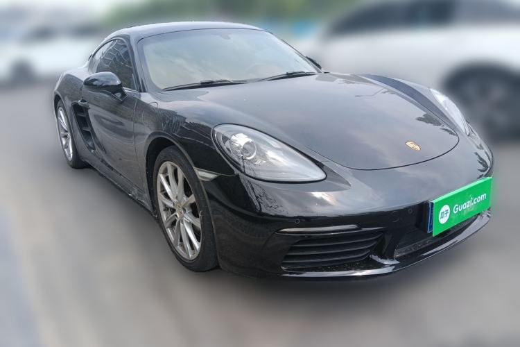 Used Porsche 718 2020 Cayman 2.0T Front Right 45 Deg