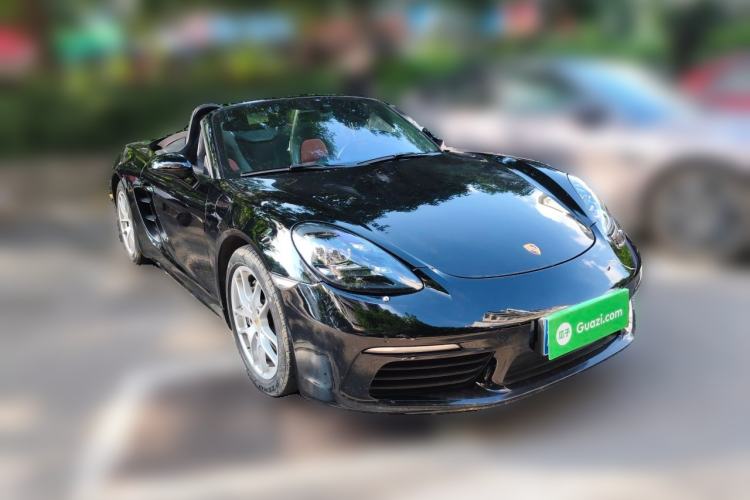 Used Porsche 718 2020 Boxster 2.0T Front Right 45 Deg