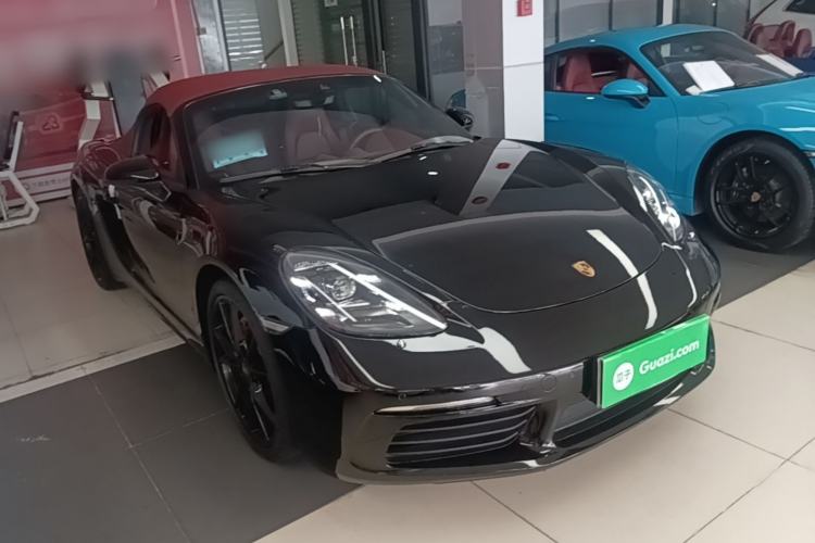 Used Porsche 718 2020 Boxster 2.0T Front Right 45 Deg