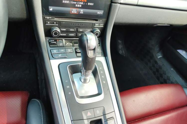 Used Porsche 718 2020 Boxster 2.0T Gear Lever
