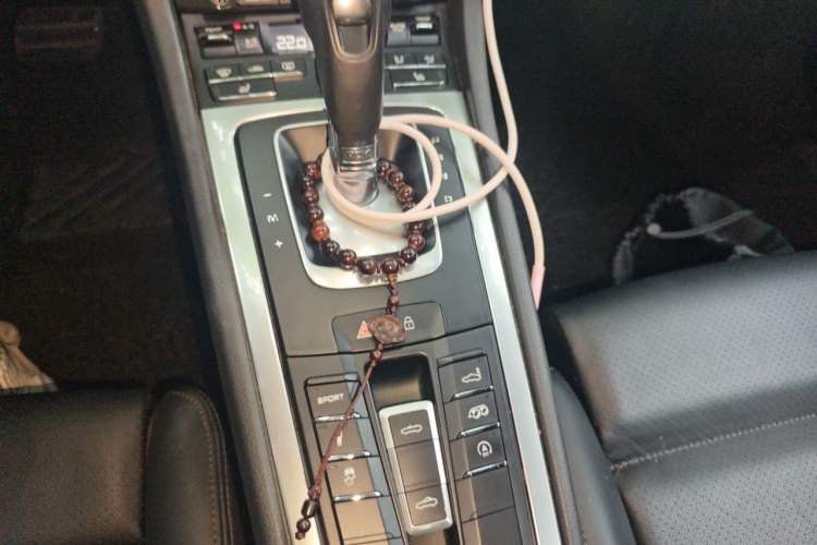 Used Porsche 718 2020 Boxster 2.0T Gear Lever