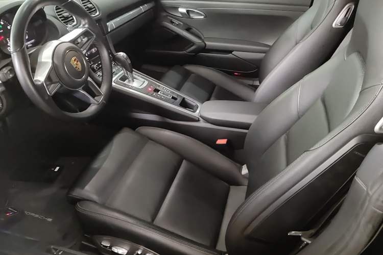 Used Porsche 718 2020 Boxster 2.0T Left Front Seat