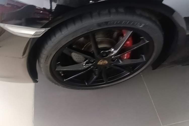 Used Porsche 718 2020 Boxster 2.0T Left Front Wheel Hub
