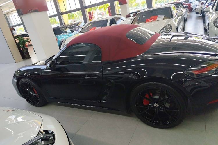 Used Porsche 718 2020 Boxster 2.0T Left Side