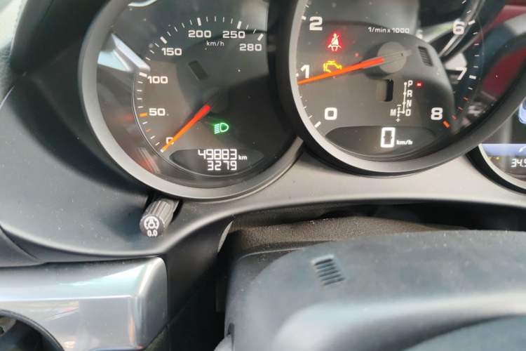 Used Porsche 718 2020 Boxster 2.0T Odometer Close Up