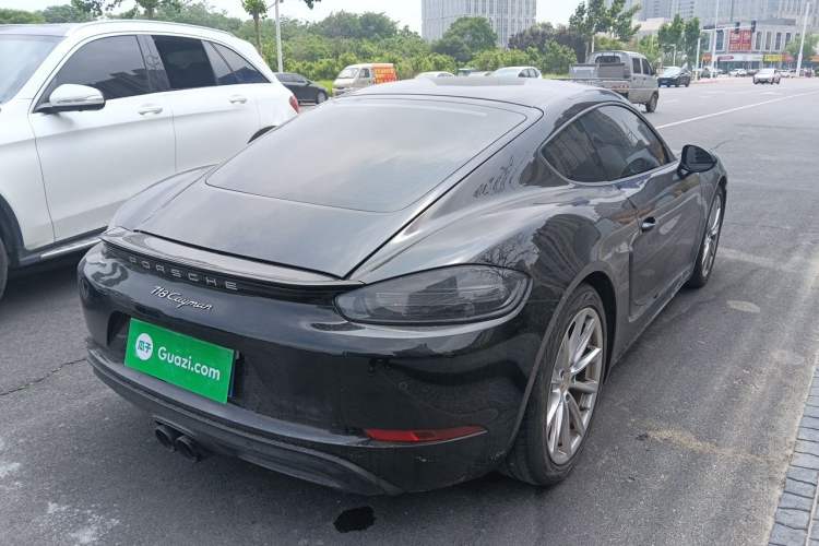 Used Porsche 718 2020 Cayman 2.0T Rear Right 45 Deg