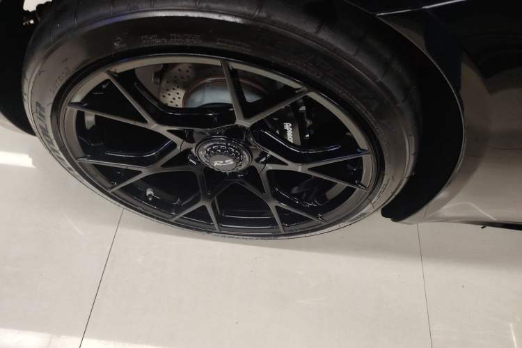 Used Porsche 718 2020 Boxster S 2.5T Right Rear Wheel Hub