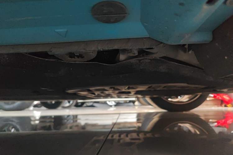 Used Porsche 718 2020 Cayman 2.0T Chassis Rear Left