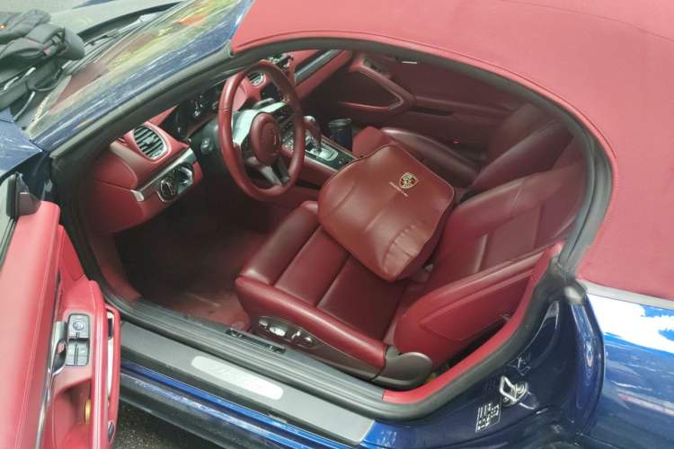 Used Porsche 718 2020 Boxster 2.0T Driver Seat