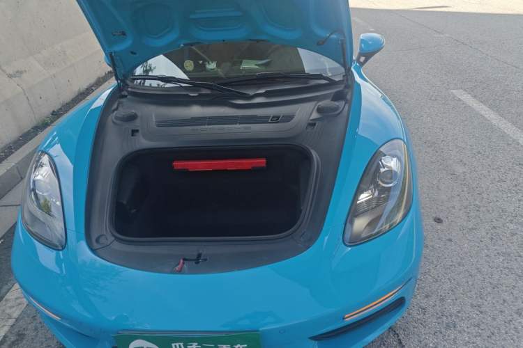 Used Porsche 718 2020 Boxster 2.0T Engine Bay Left