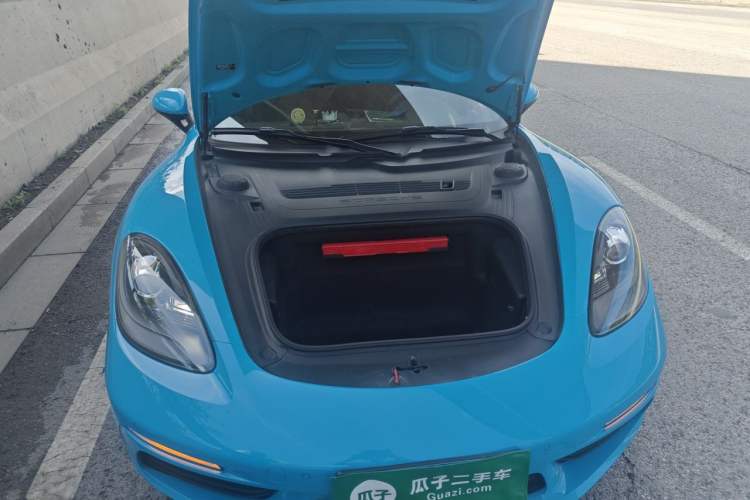 Used Porsche 718 2020 Boxster 2.0T Engine Bay Right