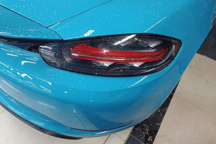 Used Porsche 718 2020 Boxster 2.0T Exterior 2
