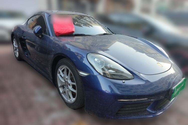 Used Porsche 718 2020 Cayman 2.0T Front Right 45 Deg