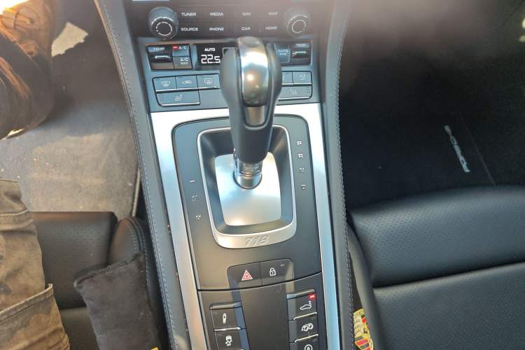 Used Porsche 718 2020 Cayman 2.0T Gear Lever