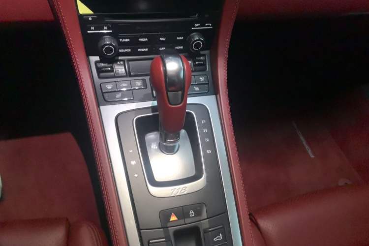 Used Porsche 718 2020 Boxster 2.0T Gear Lever