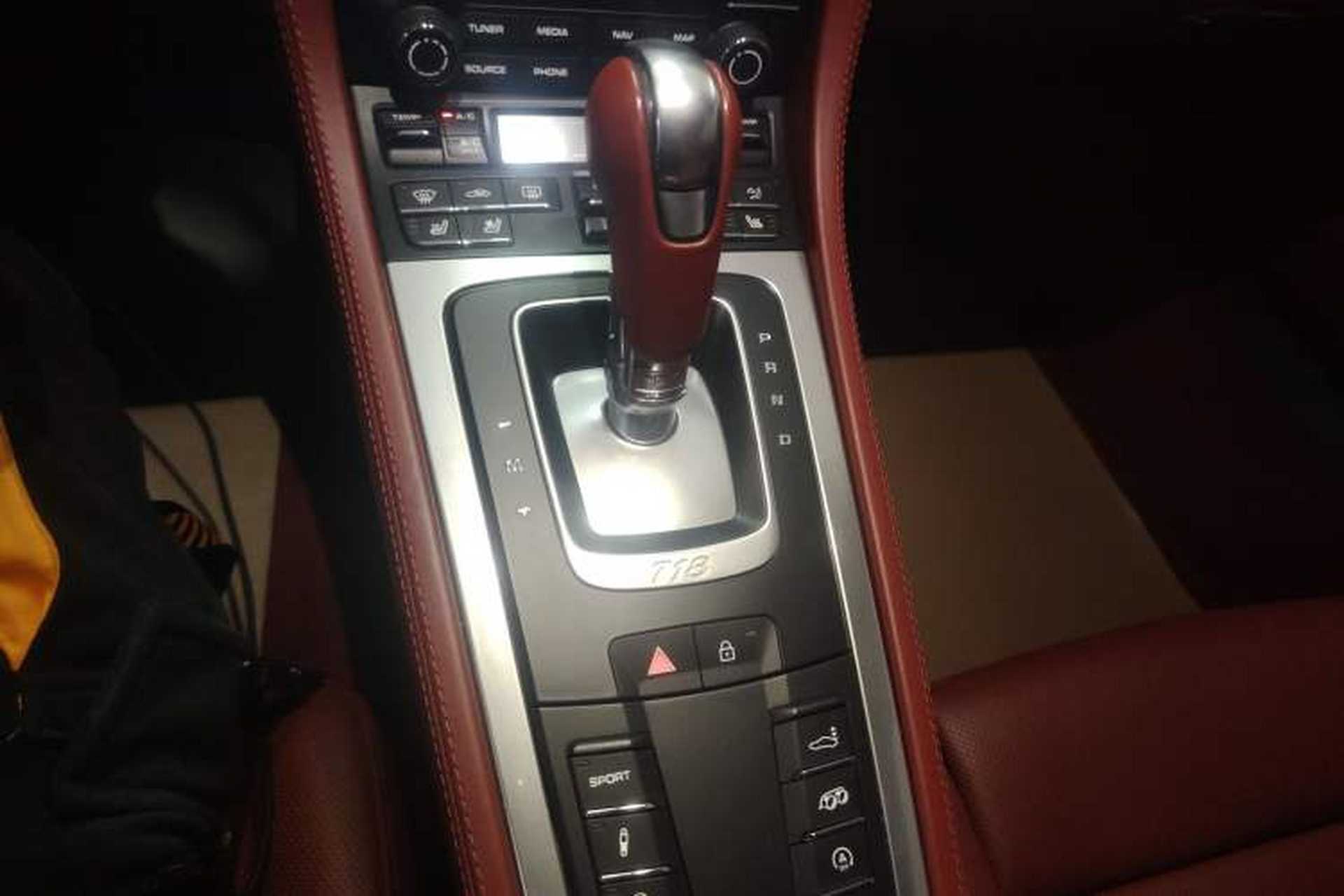 Used Porsche 718 2020 Cayman 2.0T Gear Lever